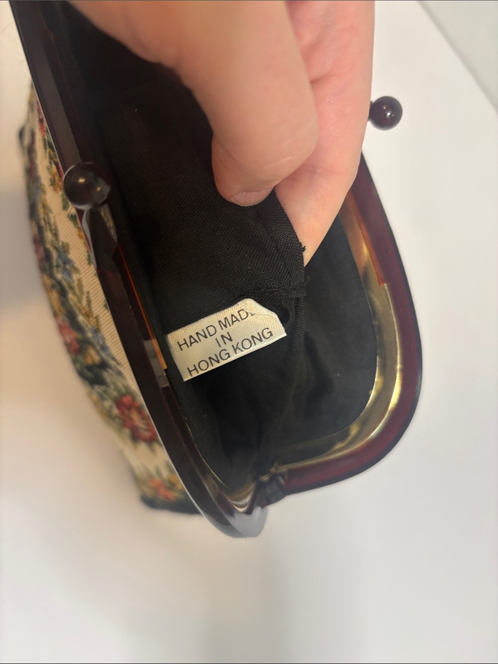 Vintage Style Handmade in Hong Kong Floral Tapestry Clutch Purse Black - Picture 6 of 8